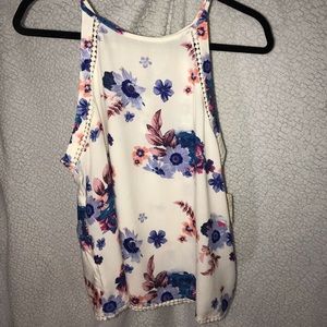 New With Tags Mudd Floral Flow Tank Top Size M/L